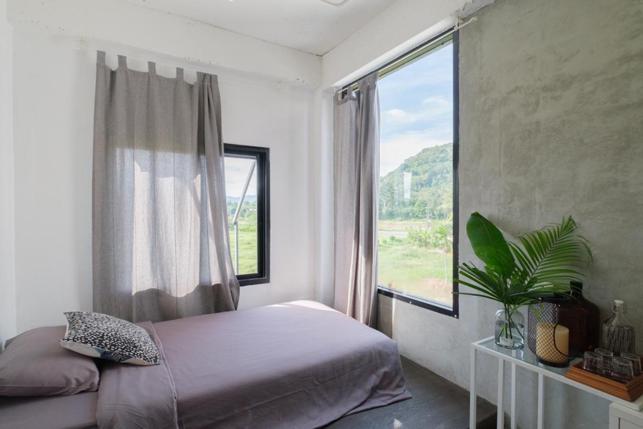 Hostel L'atelier Poshtel Phuket Exterior foto