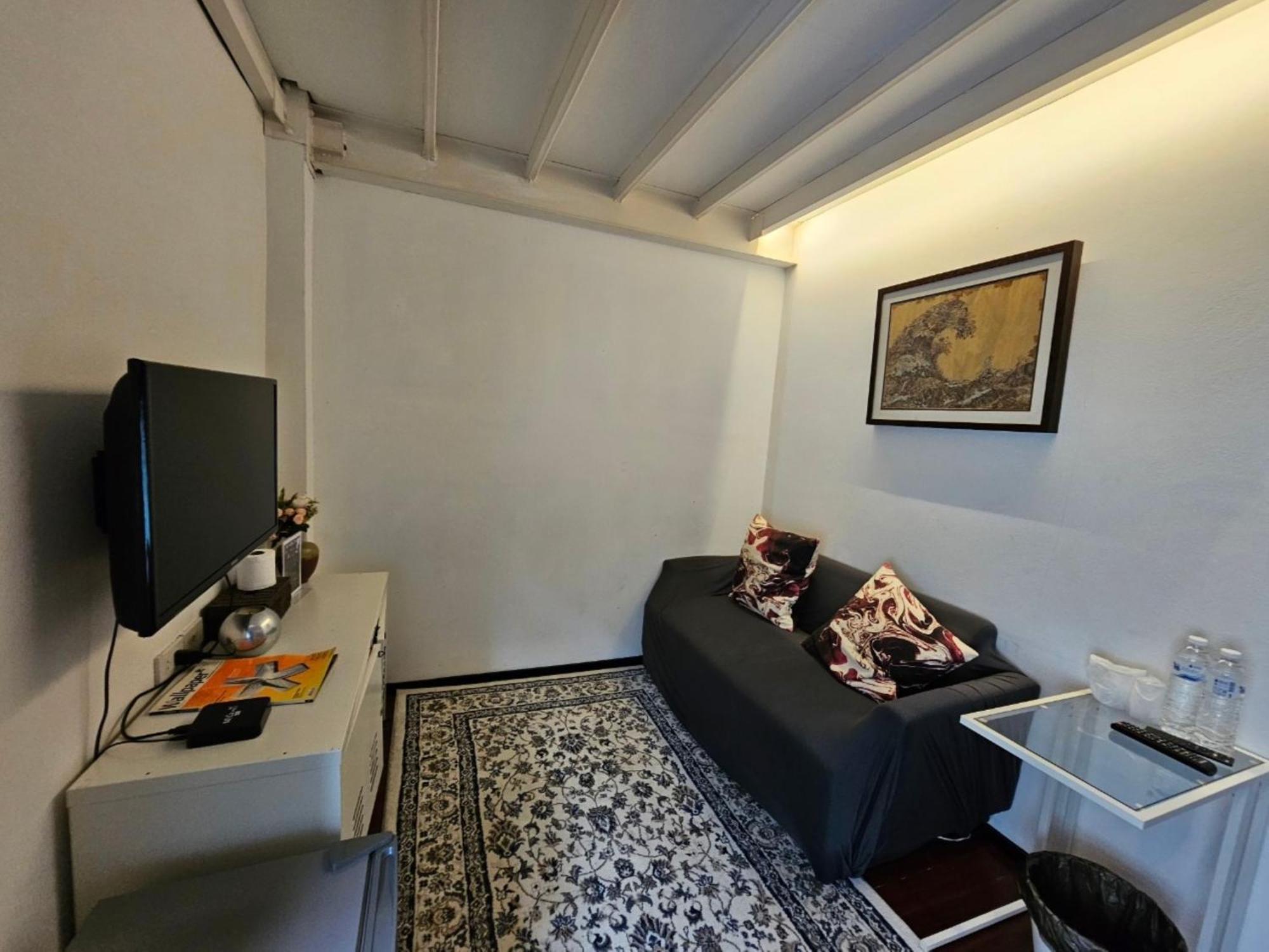 Hostel L'atelier Poshtel Phuket Zimmer foto