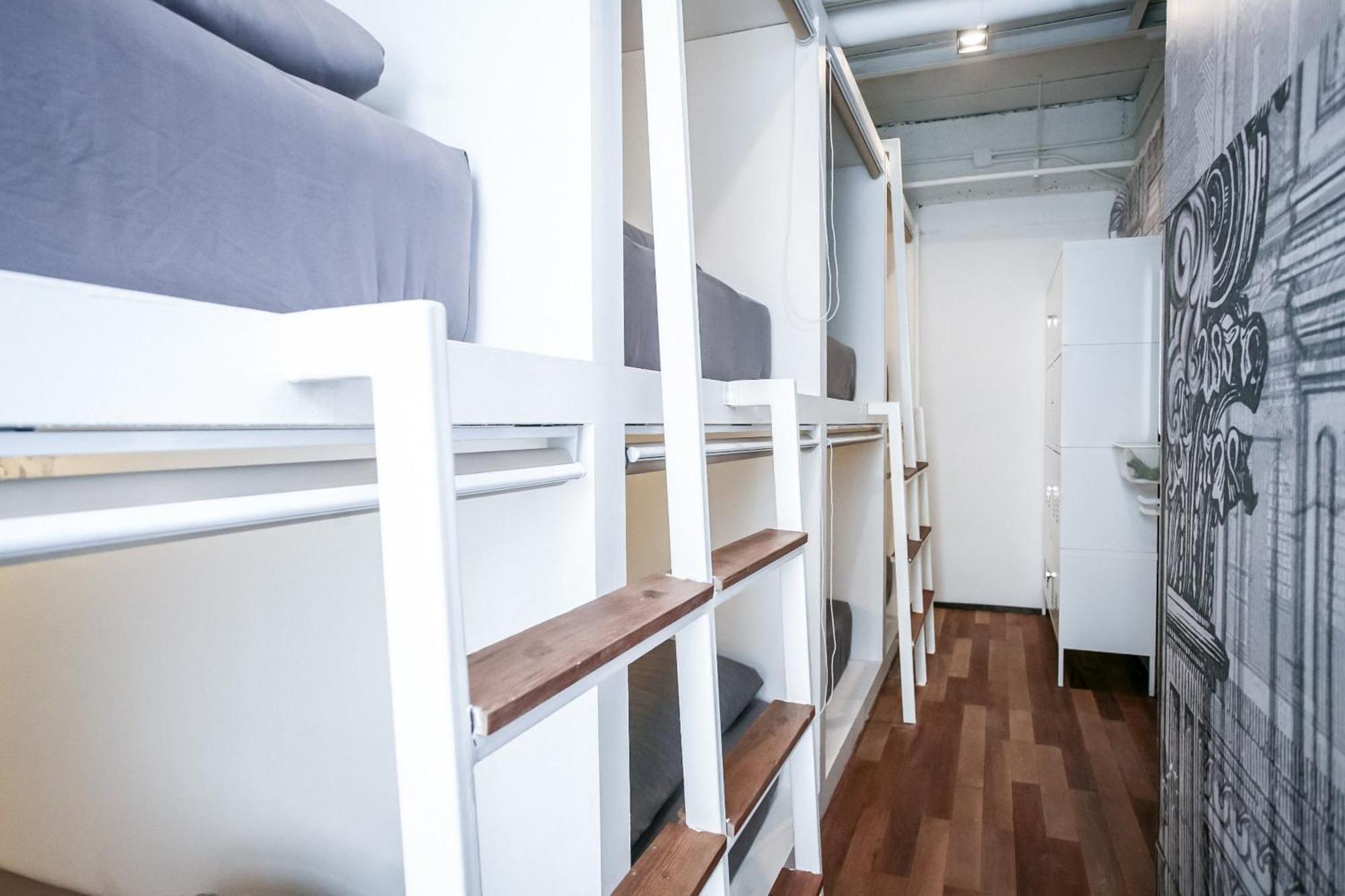 Hostel L'atelier Poshtel Phuket Zimmer foto