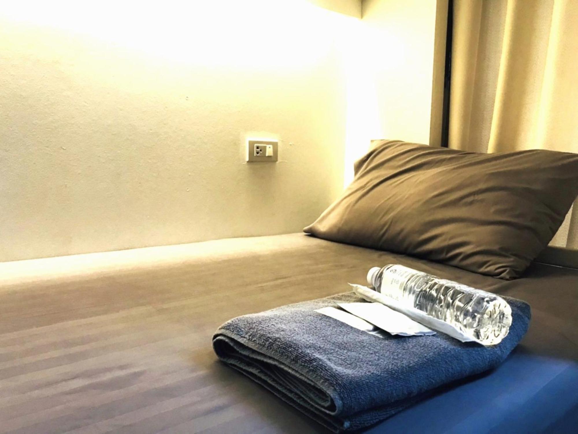Hostel L'atelier Poshtel Phuket Zimmer foto