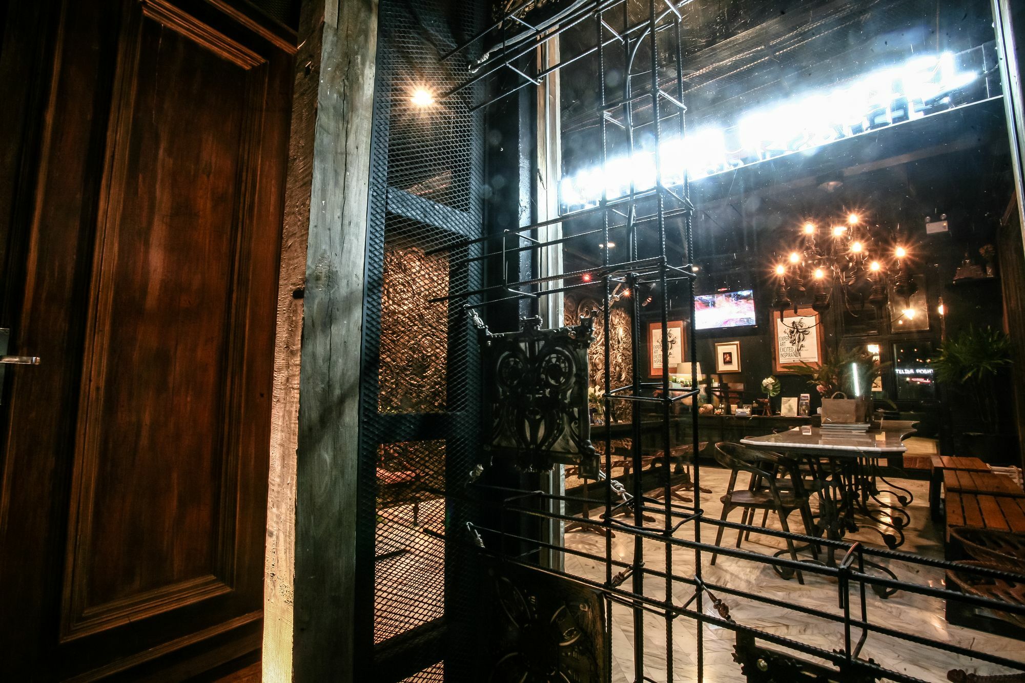 Hostel L'atelier Poshtel Phuket Exterior foto