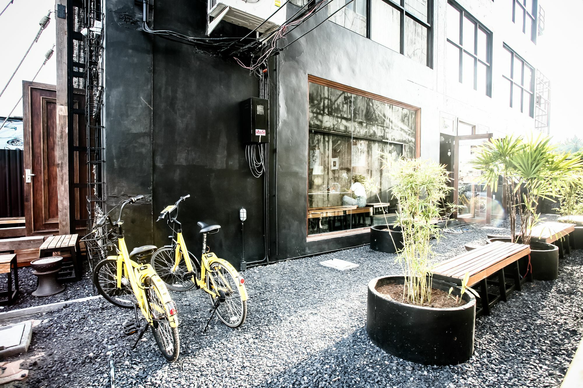 Hostel L'atelier Poshtel Phuket Exterior foto